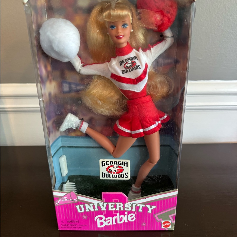 1996 Georgia Bulldog University Cheerleader Barbie - Red, White